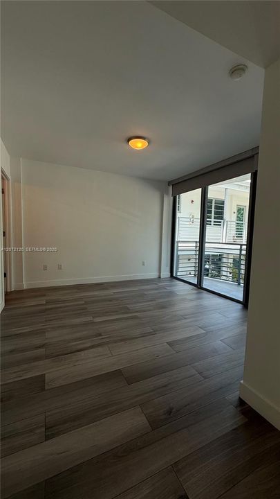 В аренду: $4,450 (2 спален, 2 ванн, 1175 Квадратных фут)