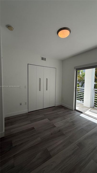 В аренду: $4,450 (2 спален, 2 ванн, 1175 Квадратных фут)