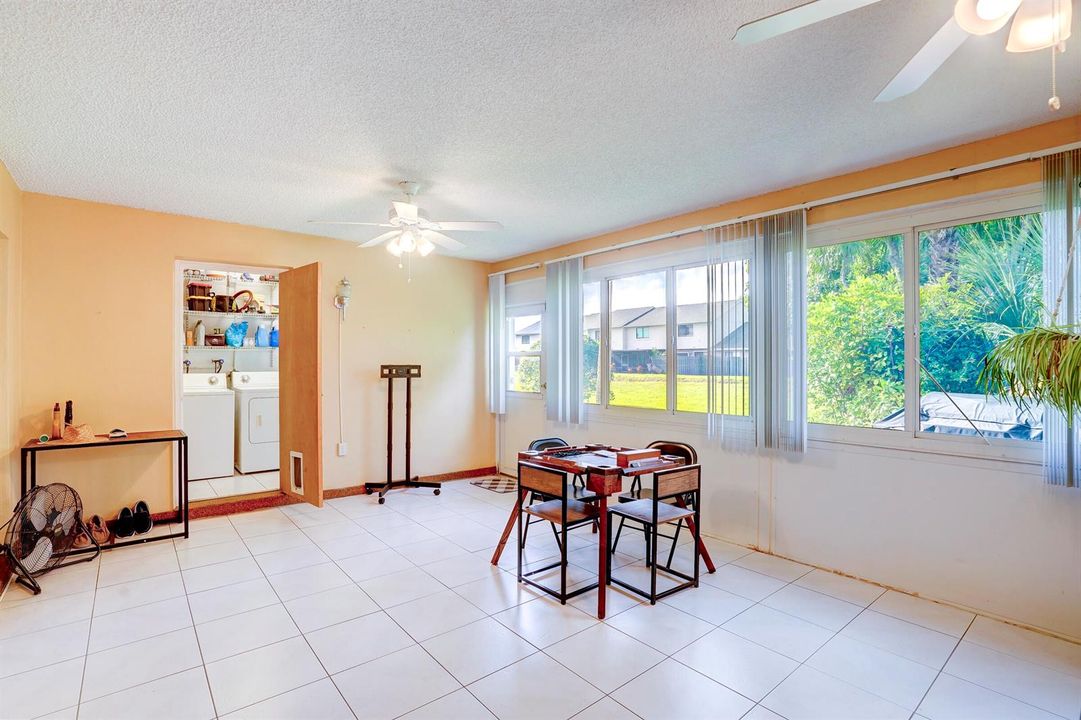 5780FernleyDr-29