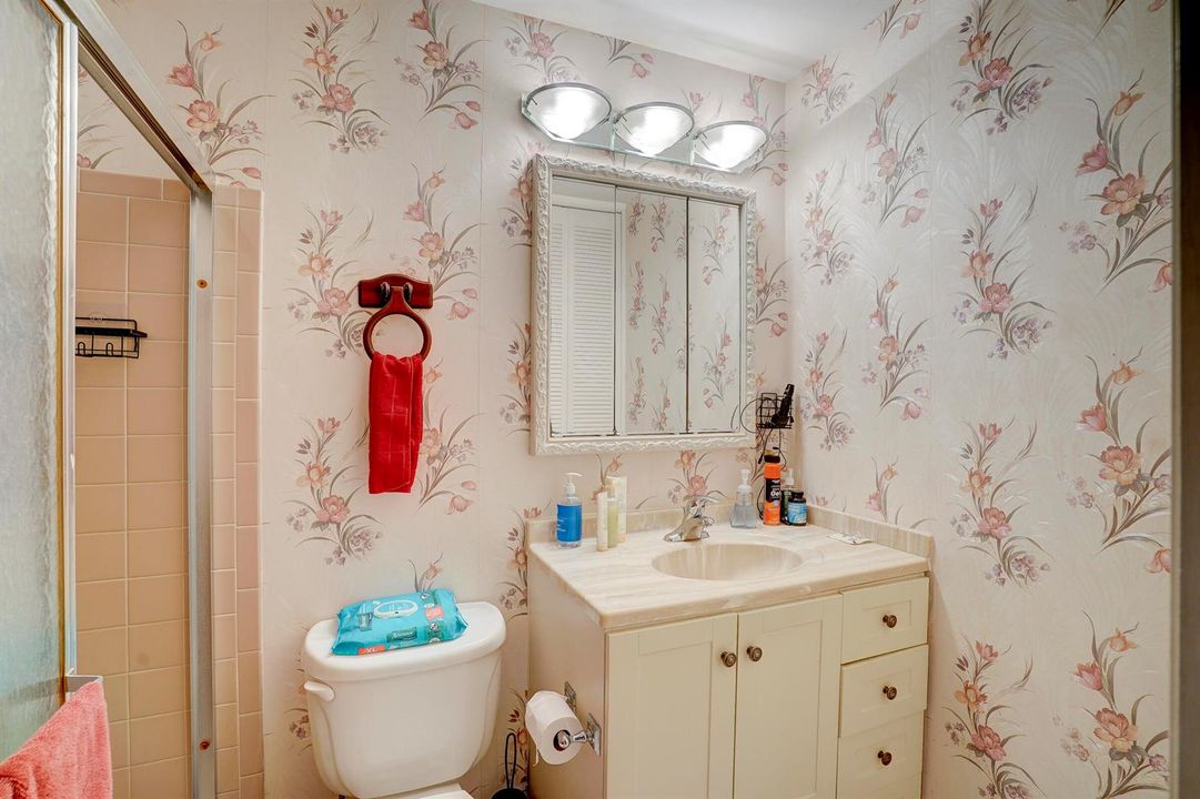 5780FernleyDr-27