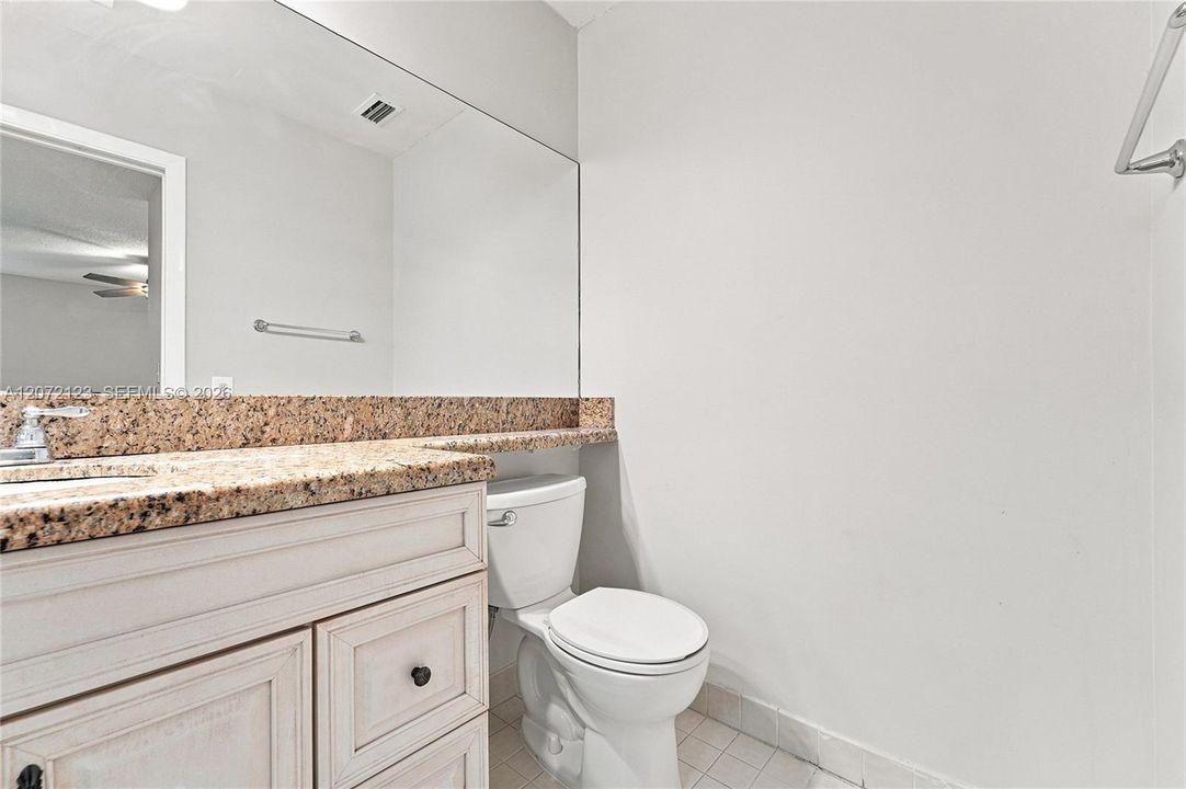 For Sale: $569,000 (3 beds, 2 baths, 1403 Square Feet)