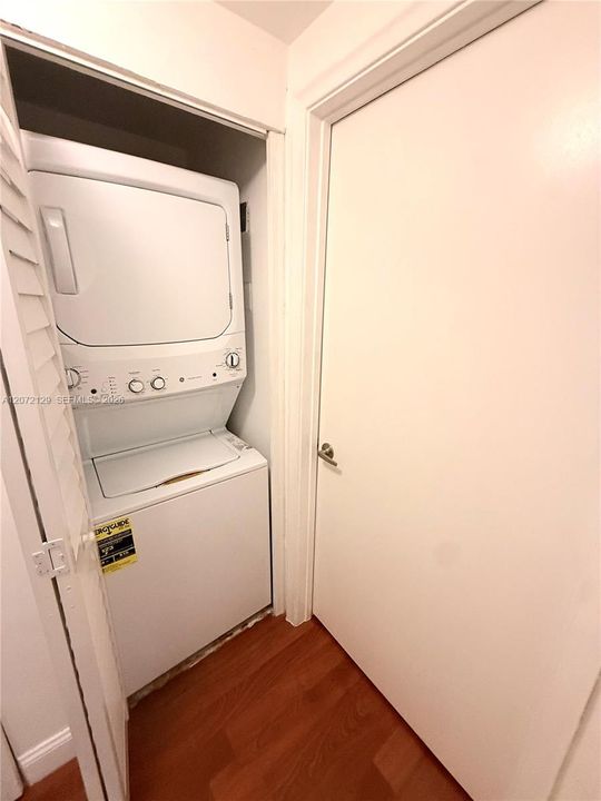 En Venta: $387,500 (2 camas, 2 baños, 1092 Pies cuadrados)