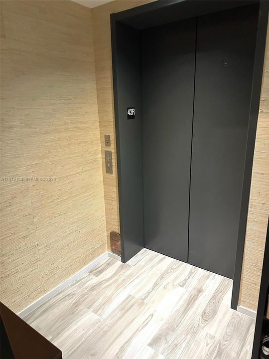 For Rent: $6,295 (2 beds, 2 baths, 1119 Square Feet)