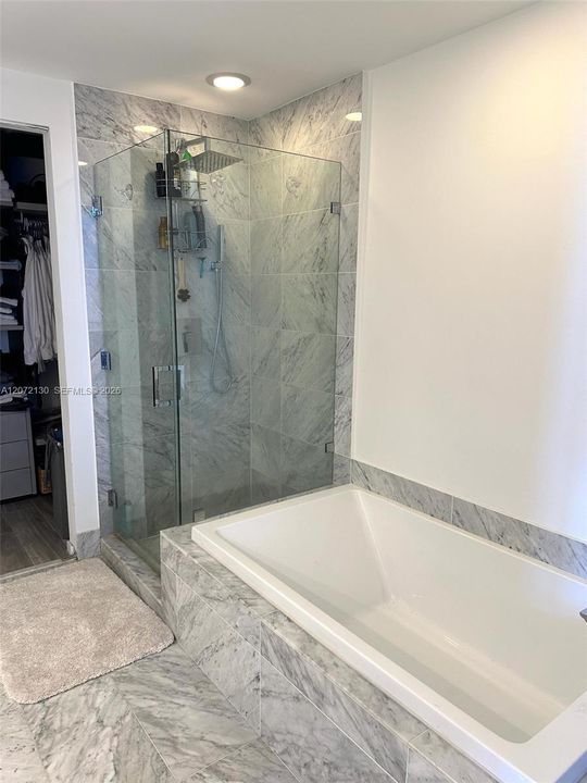 For Rent: $6,295 (2 beds, 2 baths, 1119 Square Feet)