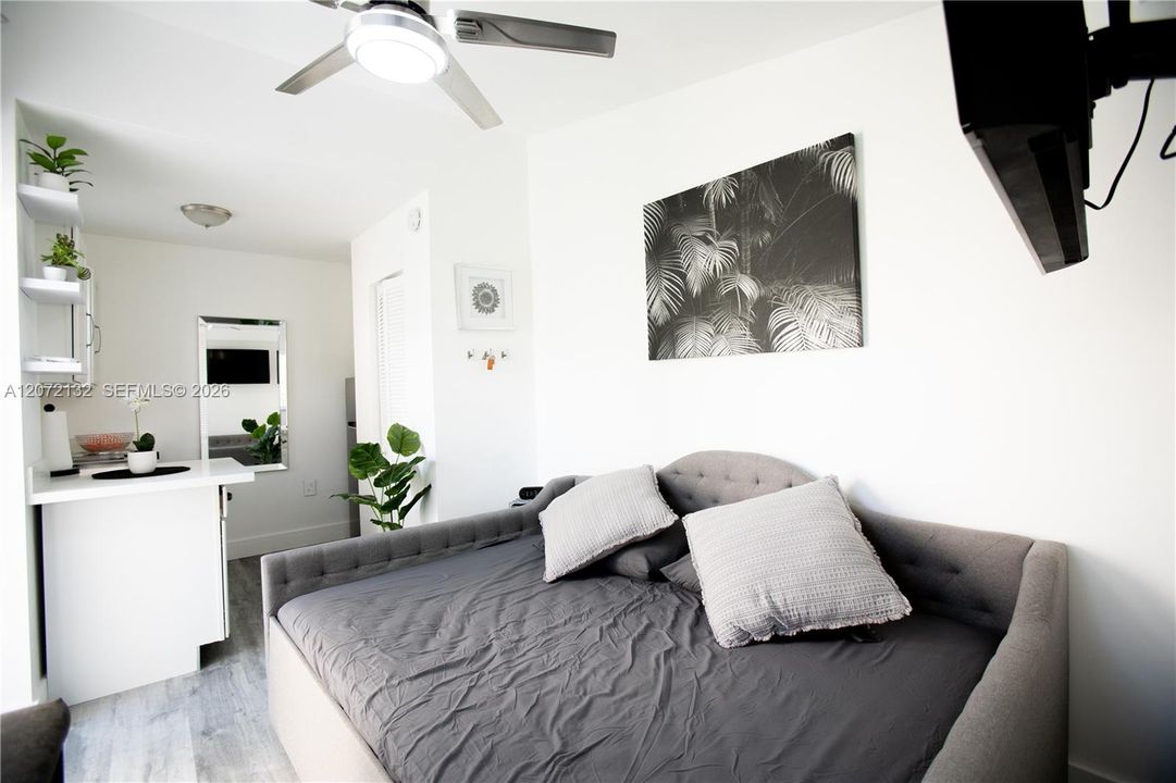 En Venta: $840,000 (4 camas, 3 baños, 2676 Pies cuadrados)