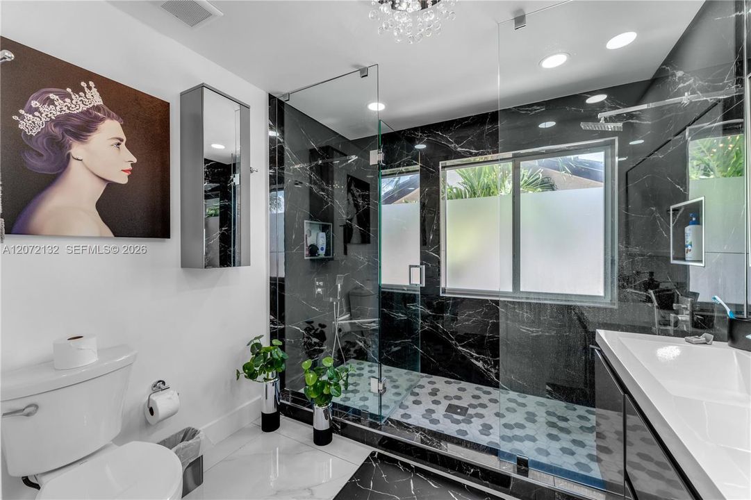 En Venta: $840,000 (4 camas, 3 baños, 2676 Pies cuadrados)