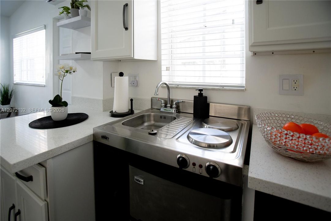 En Venta: $840,000 (4 camas, 3 baños, 2676 Pies cuadrados)