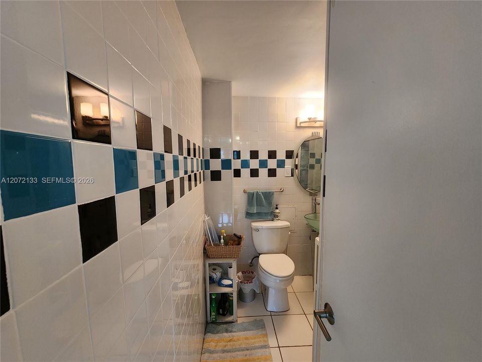 En Renta: $1,600 (0 camas, 1 baños, 315 Pies cuadrados)