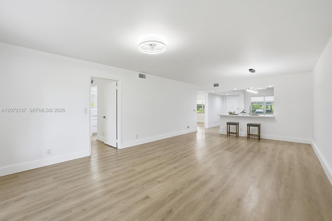 En Venta: $259,900 (2 camas, 2 baños, 1193 Pies cuadrados)
