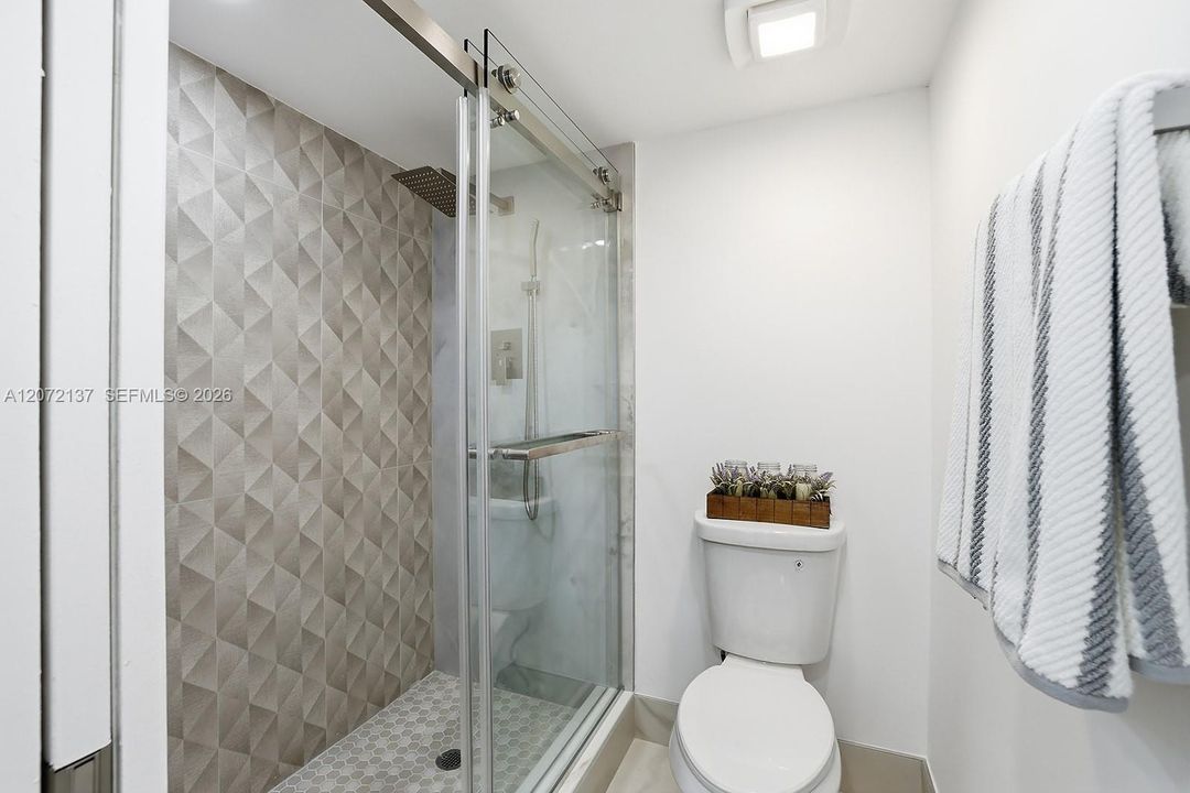 En Venta: $259,900 (2 camas, 2 baños, 1193 Pies cuadrados)