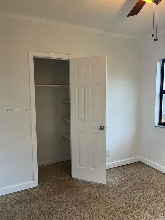 For Sale: $300,000 (3 beds, 1 baths, 920 Square Feet)