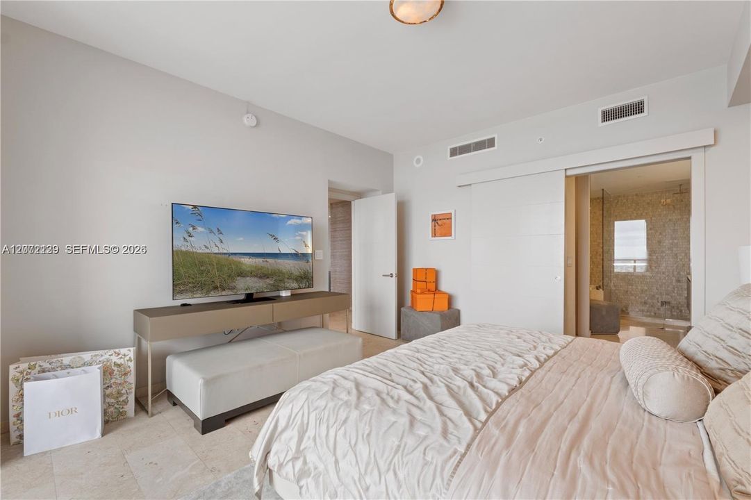 В аренду: $9,200 (3 спален, 3 ванн, 1675 Квадратных фут)