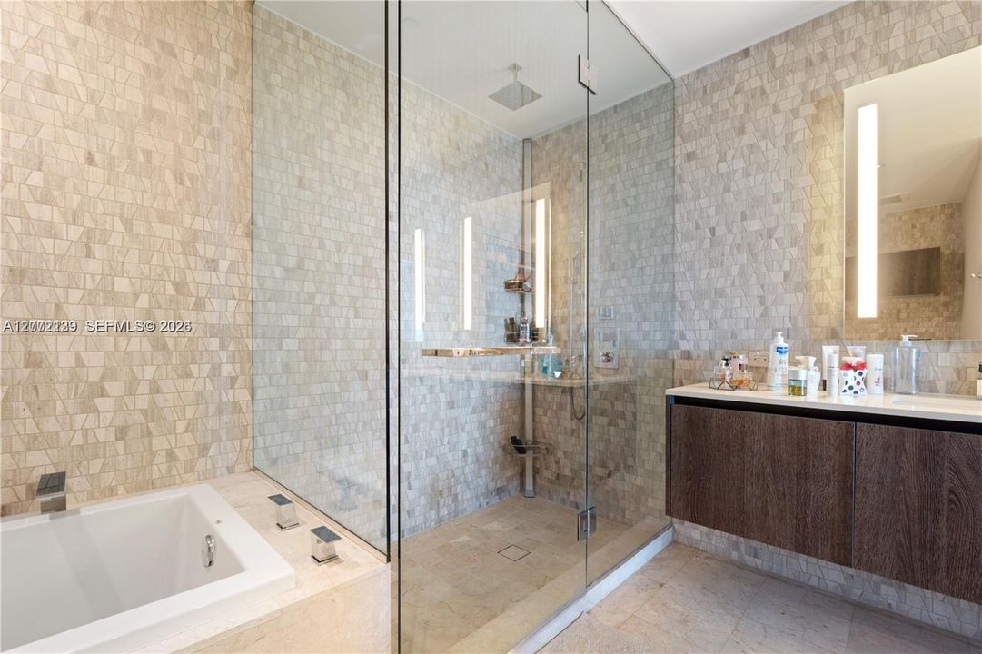 В аренду: $9,200 (3 спален, 3 ванн, 1675 Квадратных фут)
