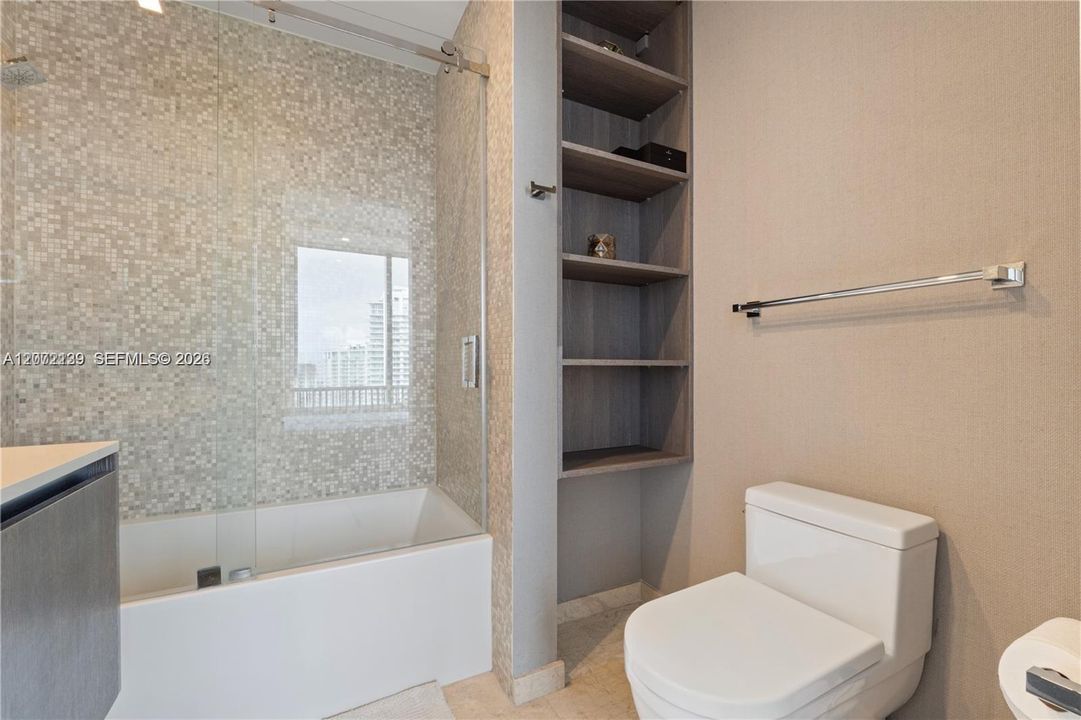В аренду: $9,200 (3 спален, 3 ванн, 1675 Квадратных фут)