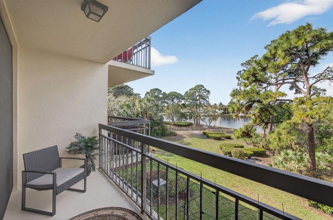 BALCONY OFF OF MASTER BD