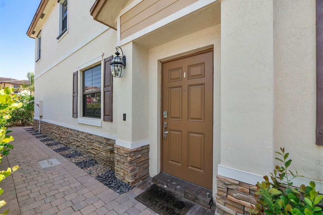 4721 Santa Cruz Way_005