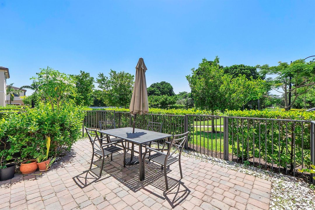 4721 Santa Cruz Way_007