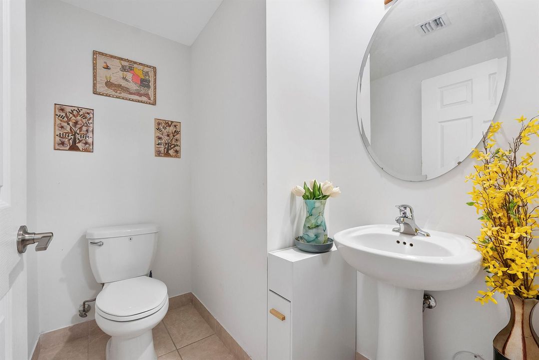4721 Santa Cruz Way_021