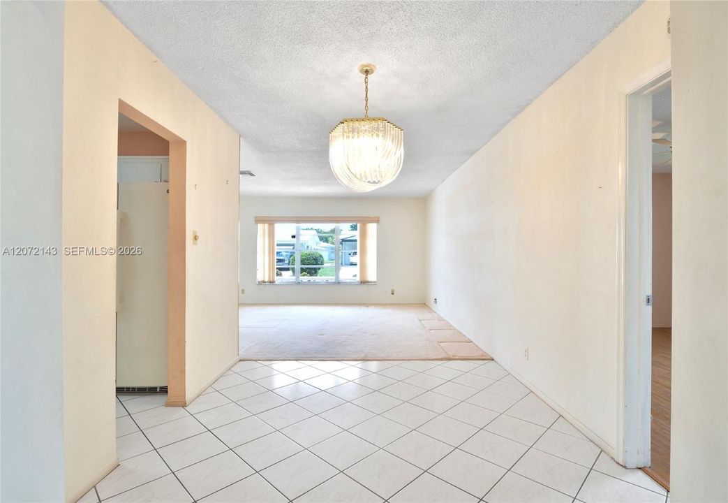 En Venta: $344,900 (2 camas, 2 baños, 1682 Pies cuadrados)