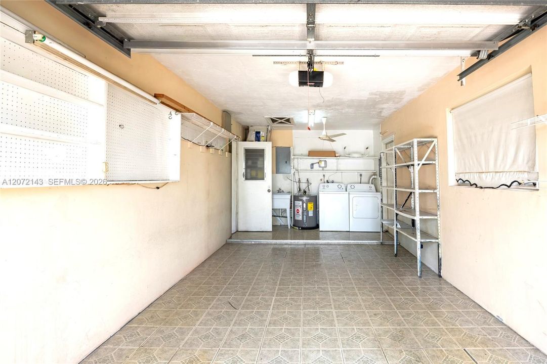 En Venta: $344,900 (2 camas, 2 baños, 1682 Pies cuadrados)