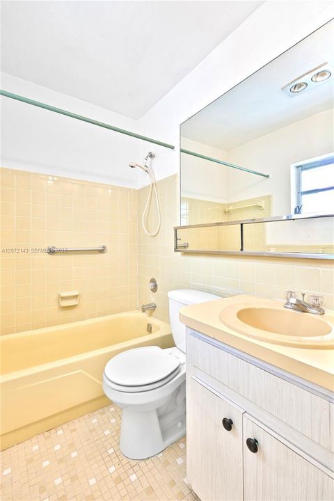En Venta: $344,900 (2 camas, 2 baños, 1682 Pies cuadrados)