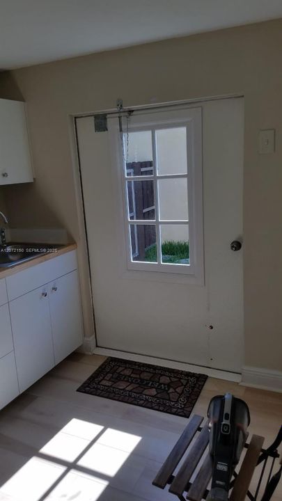 En Renta: $1,200 (0 camas, 1 baños, 0 Pies cuadrados)