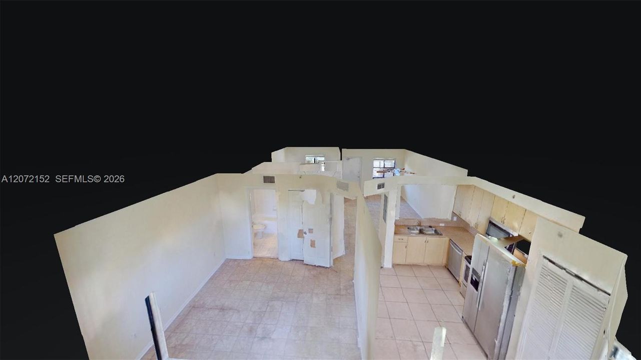 For Sale: $270,000 (2 beds, 2 baths, 817 Square Feet)