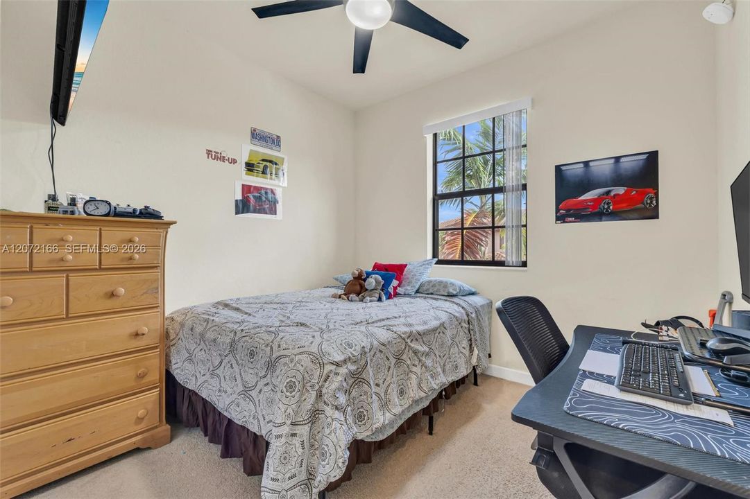 For Rent: $3,250 (3 beds, 2 baths, 1565 Square Feet)