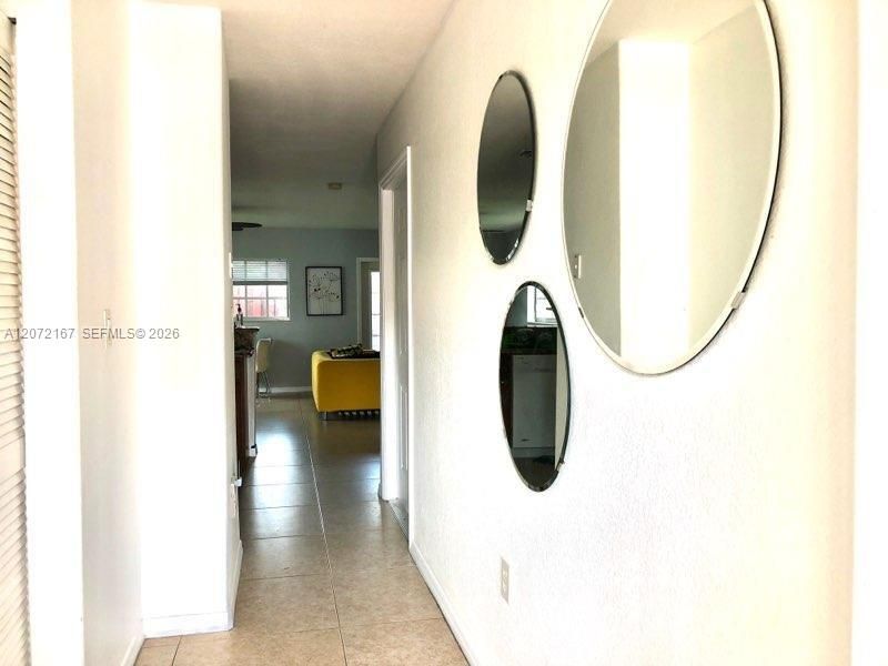 For Rent: $2,790 (3 beds, 2 baths, 1465 Square Feet)