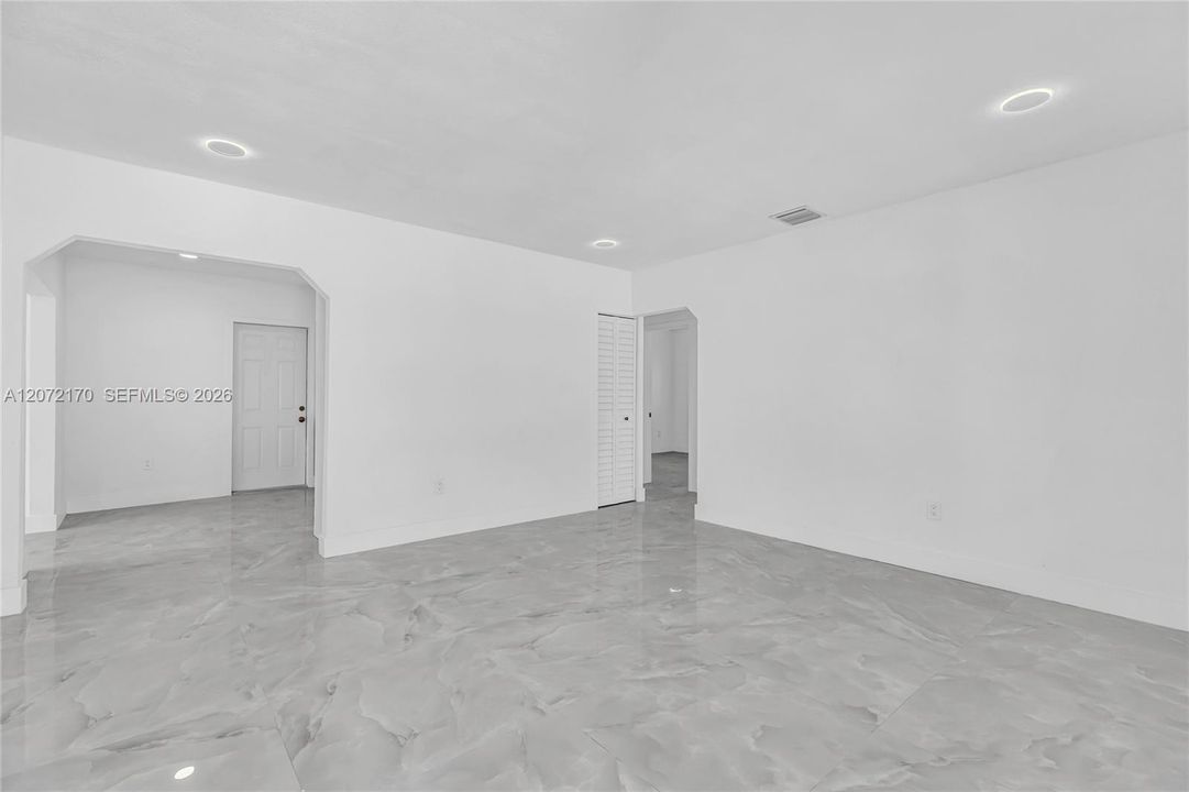 For Sale: $589,900 (4 beds, 2 baths, 1308 Square Feet)