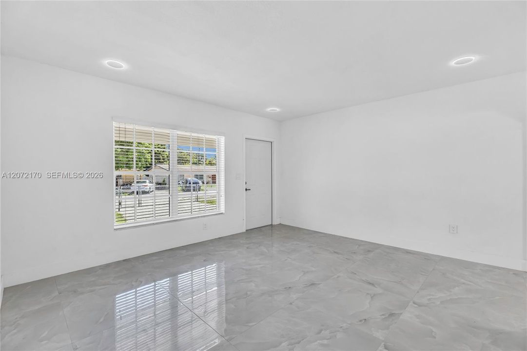 For Sale: $589,900 (4 beds, 2 baths, 1308 Square Feet)