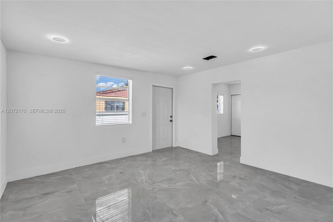 For Sale: $589,900 (4 beds, 2 baths, 1308 Square Feet)
