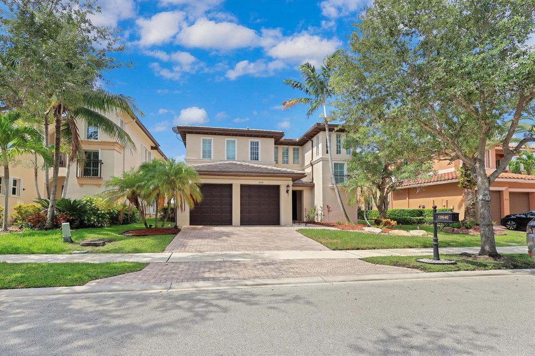 03-10640 NW 83rd Court-3