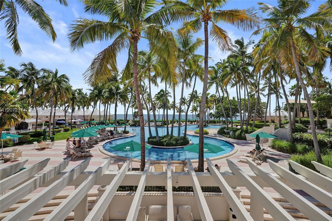 The Beach Club - Pool