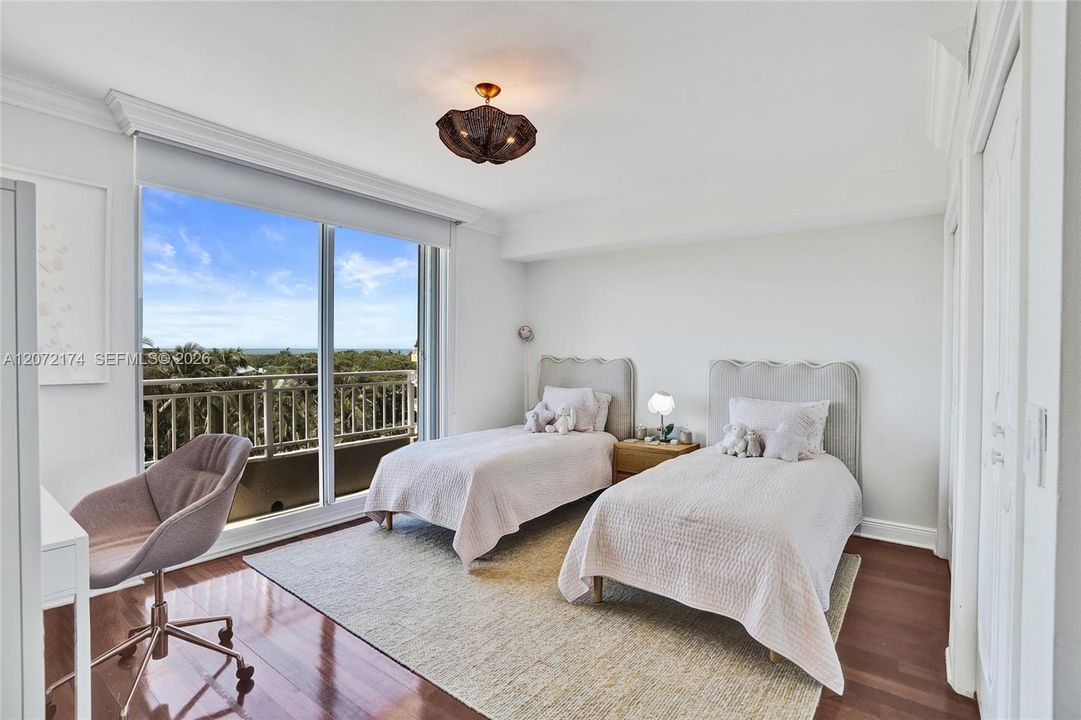 2nd Bedroom