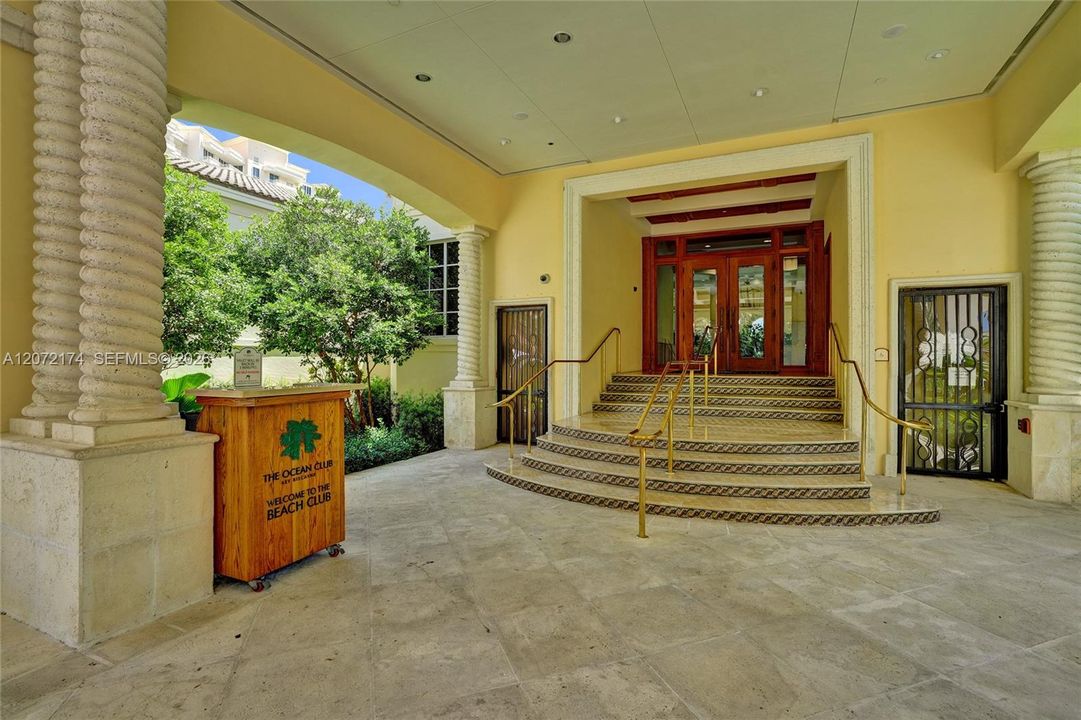 Valet area for The Beach Club