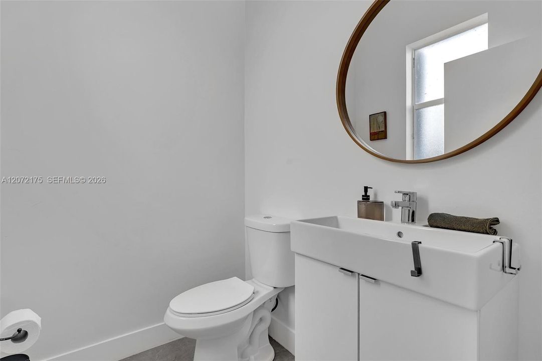 For Sale: $769,000 (4 beds, 2 baths, 2567 Square Feet)
