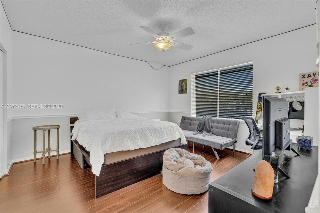 For Sale: $769,000 (4 beds, 2 baths, 2567 Square Feet)