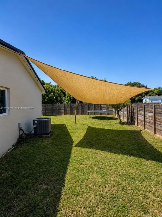 En Venta: $720,000 (4 camas, 2 baños, 1809 Pies cuadrados)