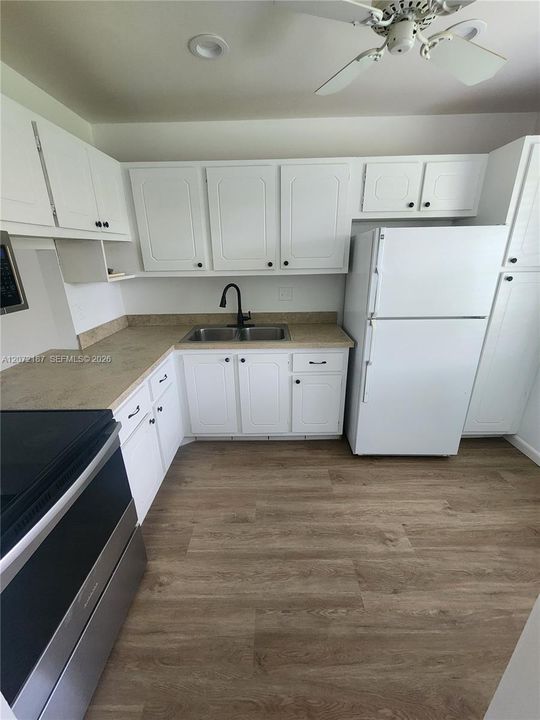 В аренду: $1,500 (1 спален, 1 ванн, 722 Квадратных фут)