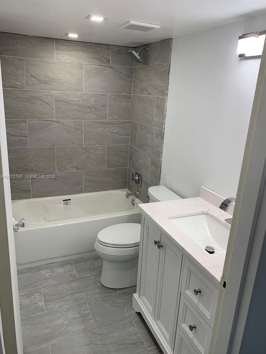 Fully remodeled bathroom