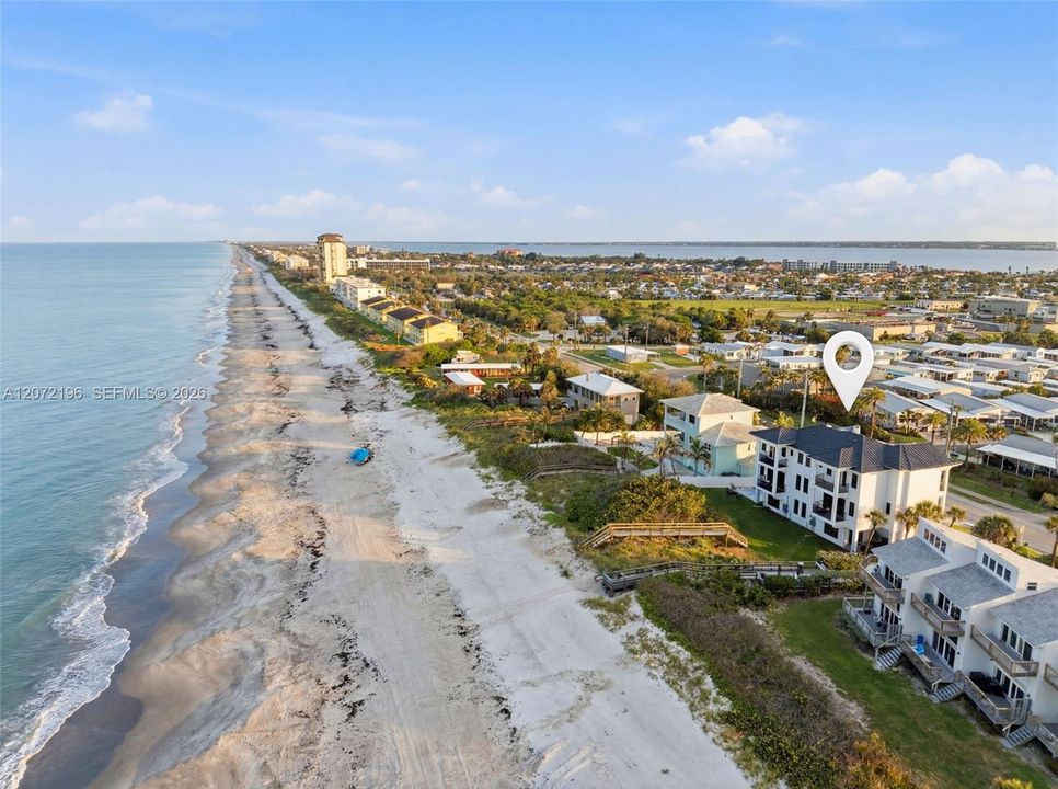 For Sale: $4,999,999 (3 beds, 3 baths, 0 Square Feet)