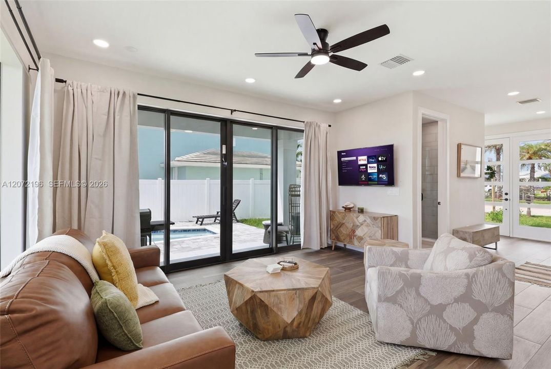 For Sale: $4,999,999 (3 beds, 3 baths, 0 Square Feet)