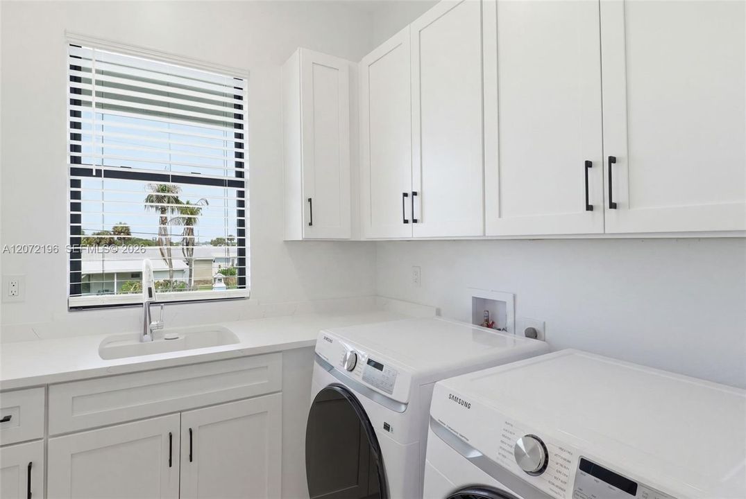 For Sale: $4,999,999 (3 beds, 3 baths, 0 Square Feet)