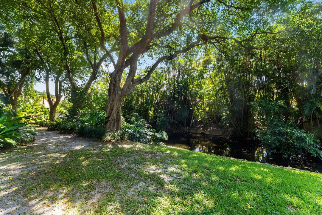 025-1605SouthUSHighway1-E204-Jupiter-FL-