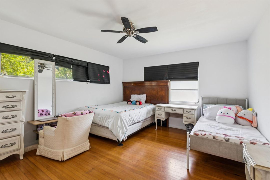 second bedroom