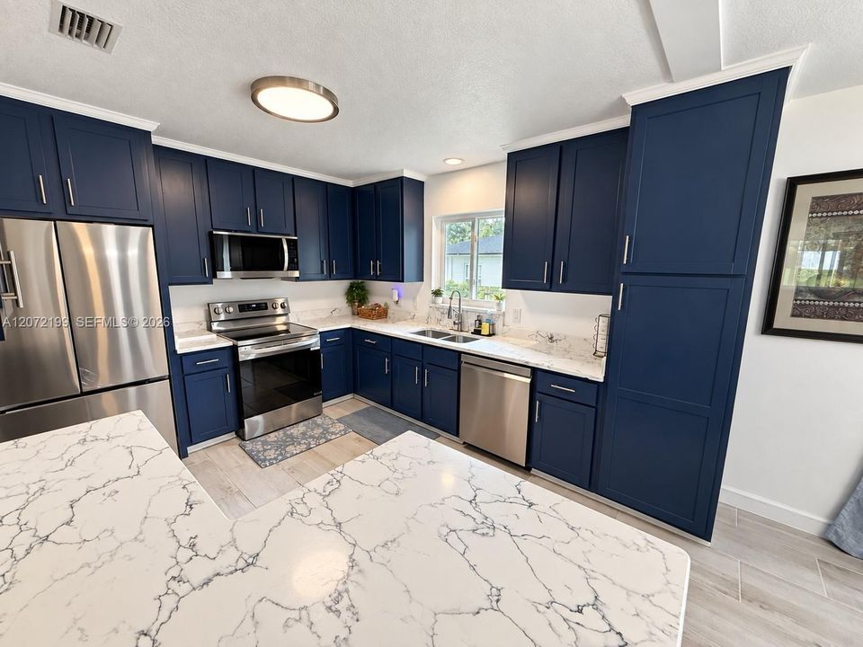 For Rent: $2,450 (4 beds, 2 baths, 0 Square Feet)