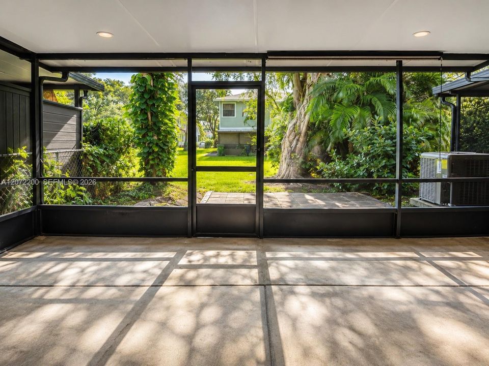 For Sale: $445,000 (3 beds, 2 baths, 1341 Square Feet)