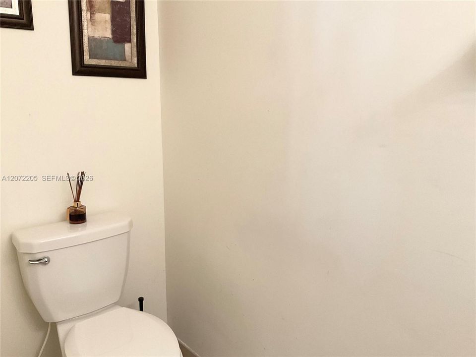 En Renta: $2,600 (3 camas, 2 baños, 1659 Pies cuadrados)