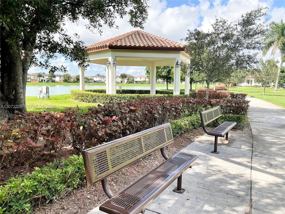 En Renta: $2,600 (3 camas, 2 baños, 1659 Pies cuadrados)